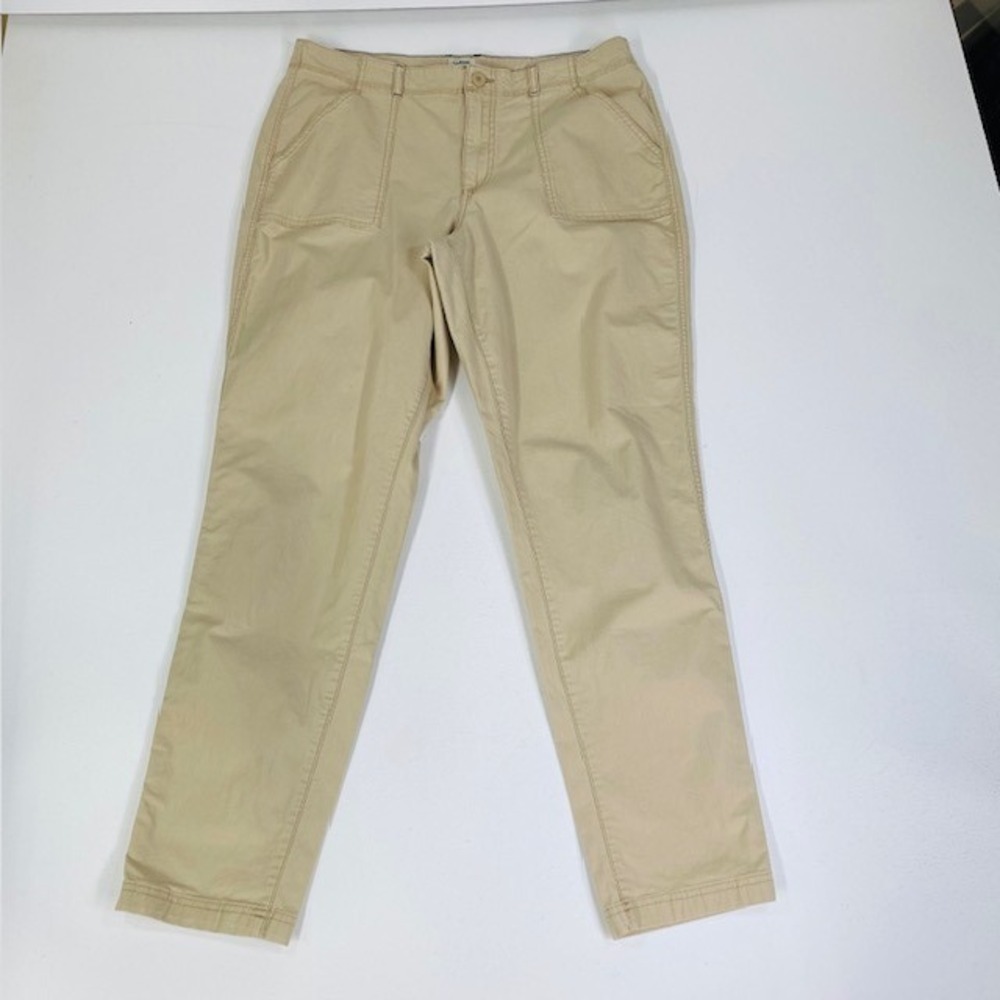 L.L.Bean Women's Favorite Fit Khaki Pants Straight Leg Utility Pockets Size 14